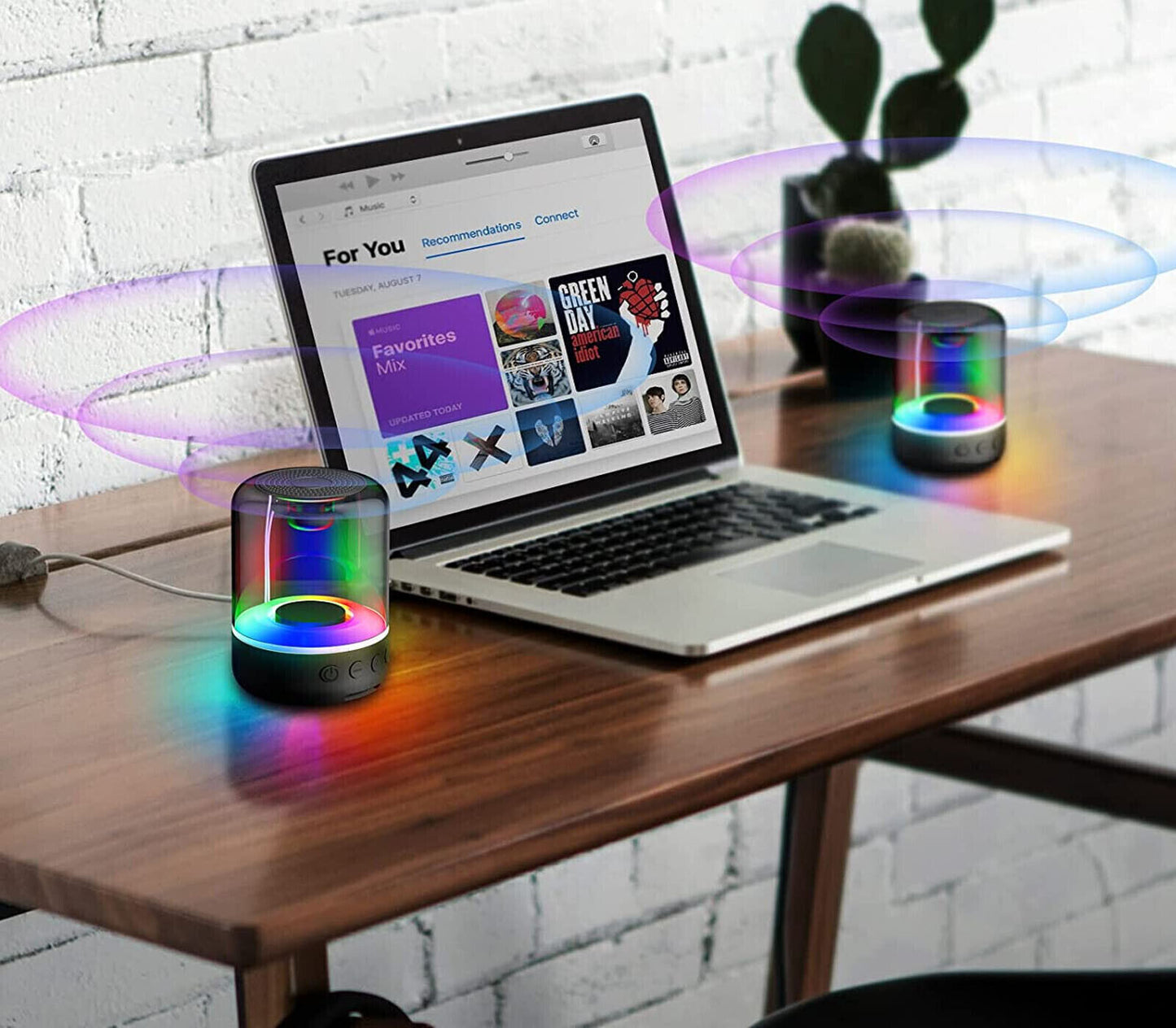 Mini Cassa Bluetooth Portatile con Luce LED RGB Ricaricabile USB Altoparlante